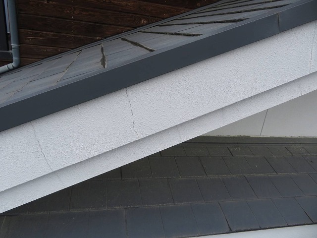 外壁のひび割れ