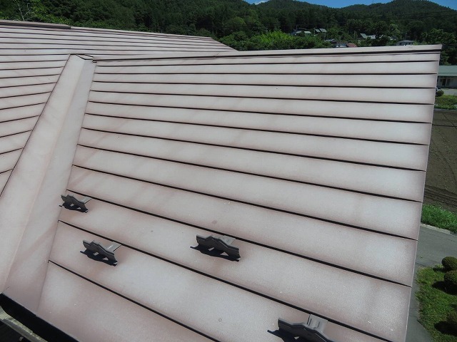 屋根の色褪せと退色
