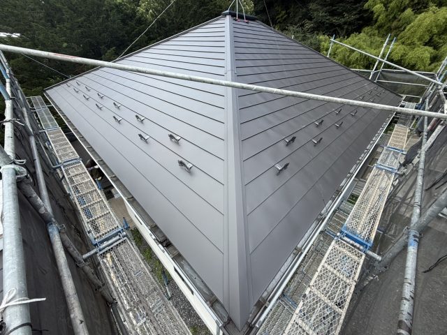 伊那市T邸屋根カバー完成