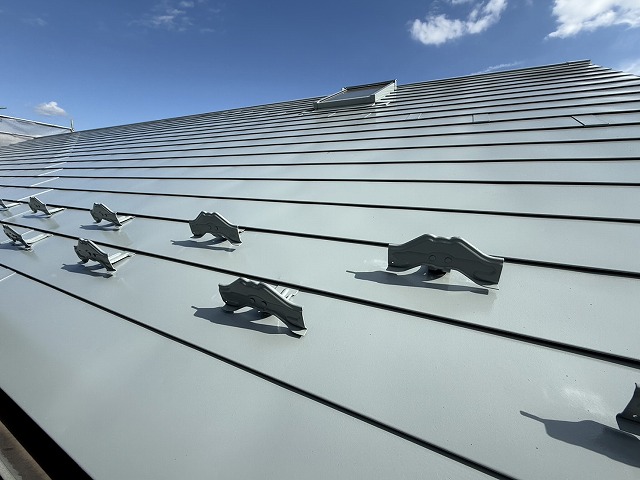 宮田村T邸大屋根中塗り