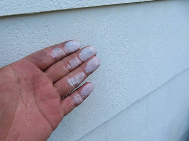 外壁のチョーキング現象