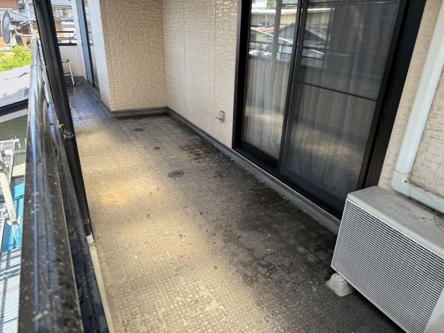 飯田市K邸_ベランダbefore