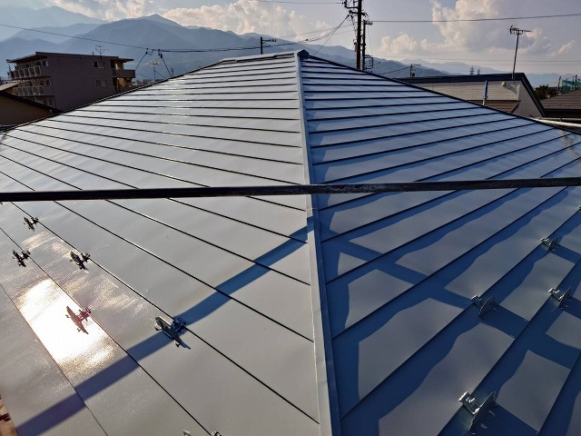 駒ヶ根市T邸中塗り完成